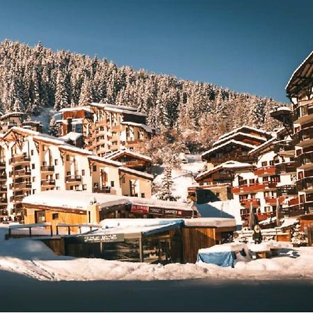 40M2 - Ski Aux Pieds - La Tania - Parking Couvert Exterior foto