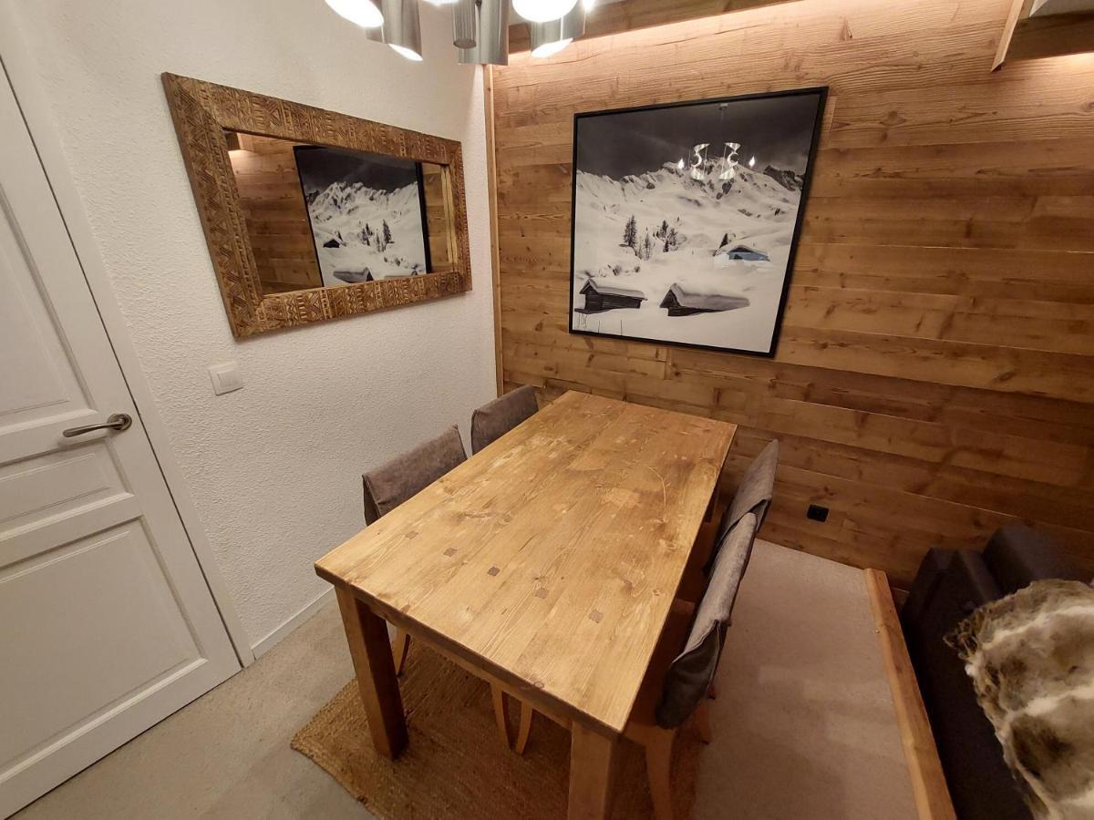 40M2 - Ski Aux Pieds - La Tania - Parking Couvert Exterior foto