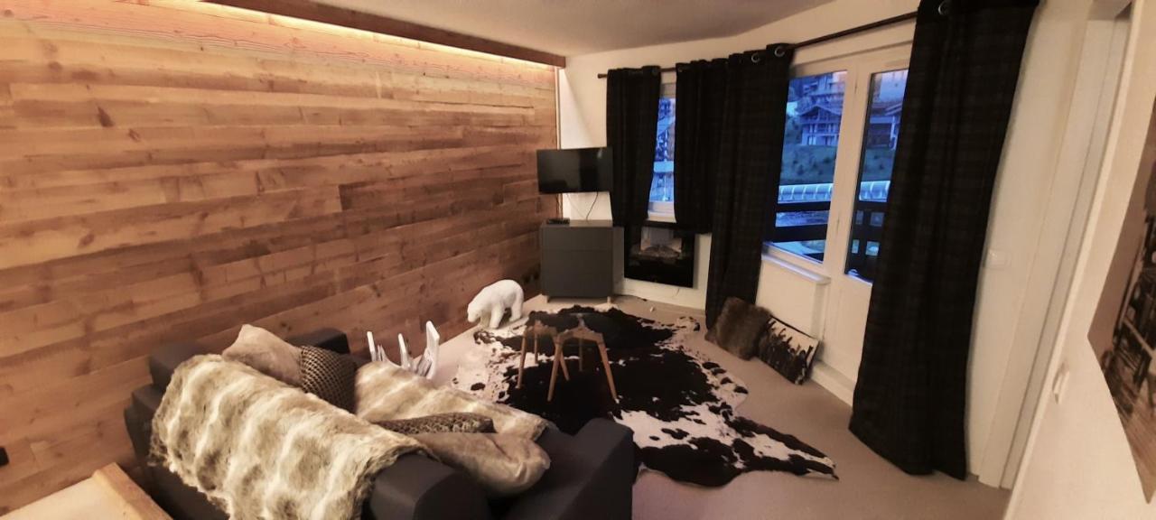 40M2 - Ski Aux Pieds - La Tania - Parking Couvert Exterior foto